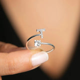 Bague ouverte en zircone avec initiales