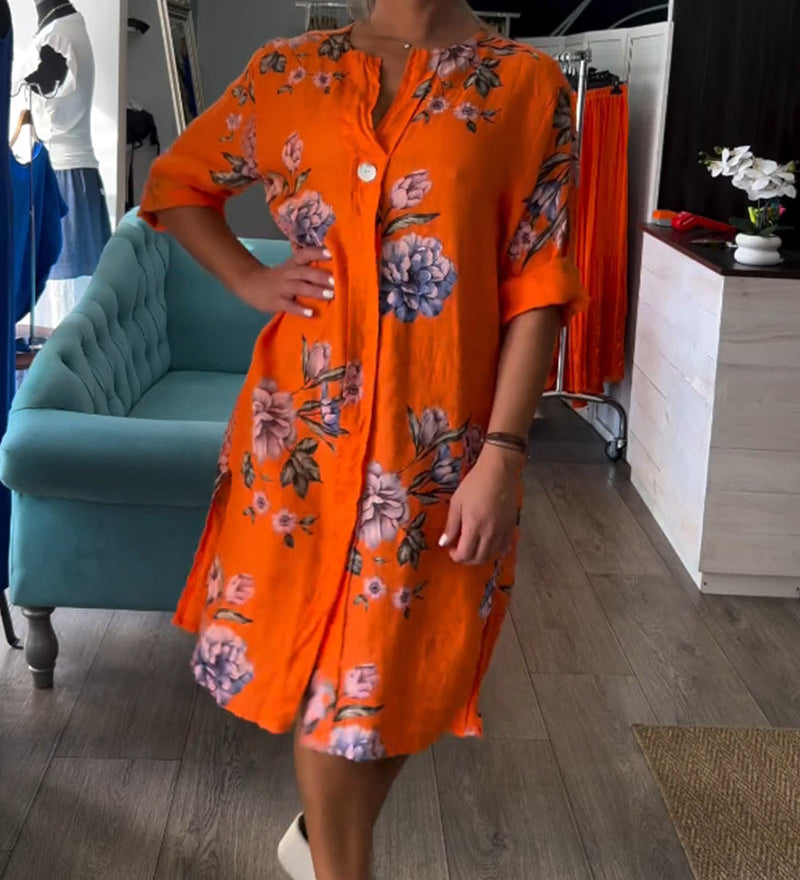 Robe avec boutons et col V imprimé