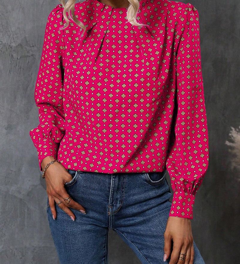 Blouse au style et imprimés vintage