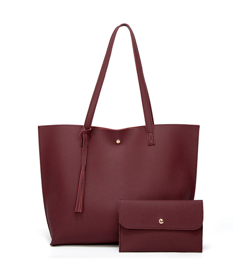 Capacité avec sac à bandoulière à pampilles de couleur unie avec grand