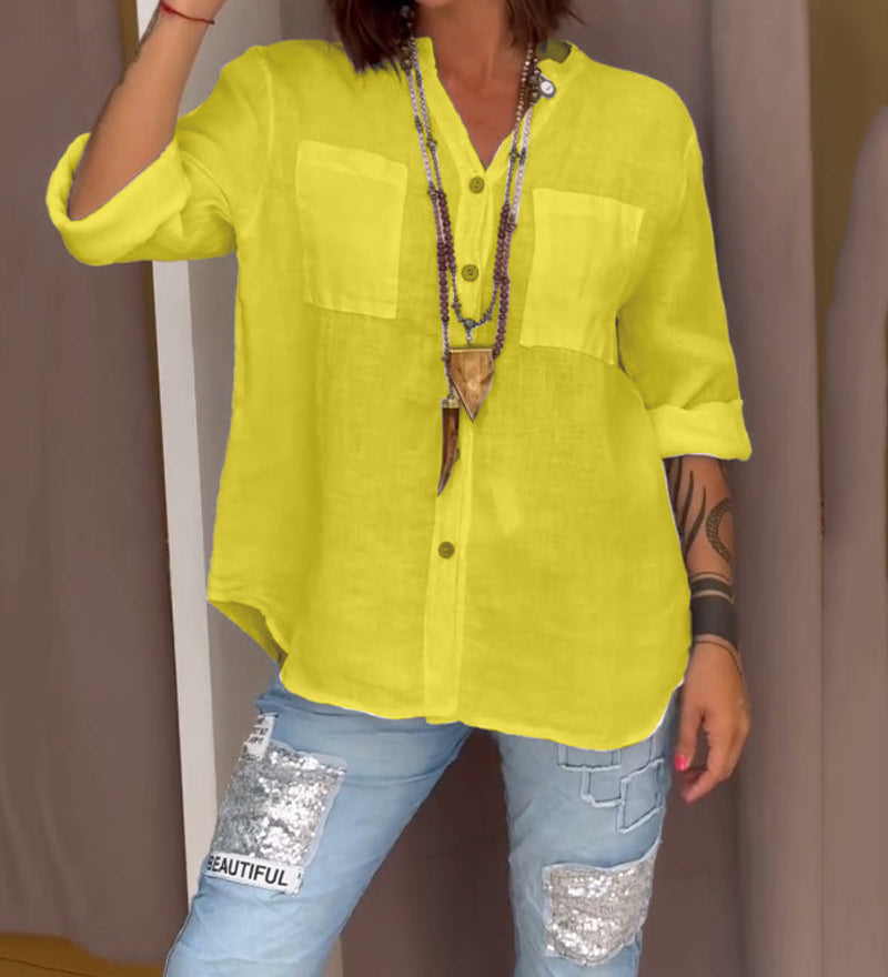 Chemise de couleur unie avec poches et boutons simples