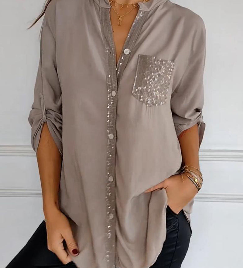 Haut décontracté à empiècements et boutons à sequins