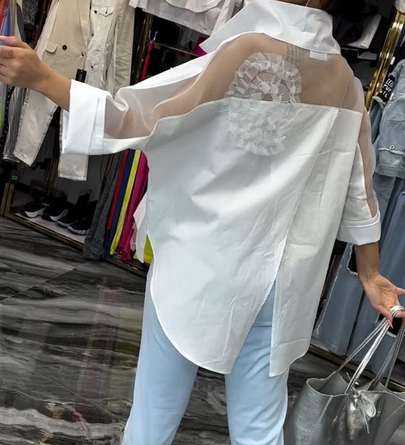 Blouse fleurie patchwork en dentelle à revers