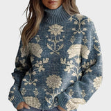 Pull col roulé bleu à fleurs crème — Élise, LucieSaint-Tropez