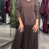 Ensemble Stylé Avec Pull À Col Rond Et Détail Zippé