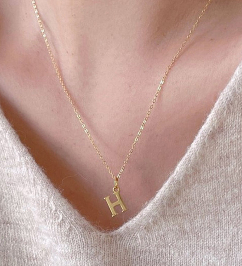 Collier à 26 lettres anglaises à la mode et exquis
