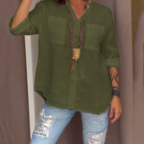 Chemise de couleur unie avec poches et boutons simples