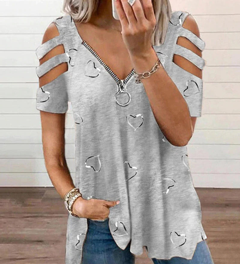 T-shirt zippé à col en V avec imprimé cœur