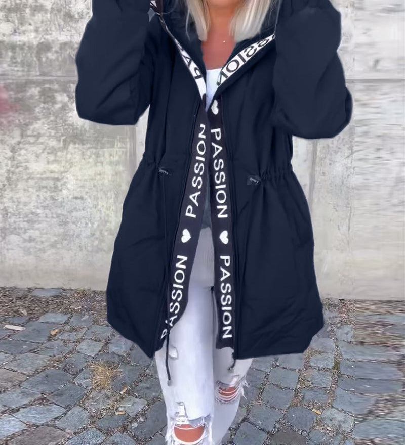 Manteau à capuche décontracté avec cordon de serrage et imprimé lettre