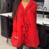 Blouse à volants et style élégant