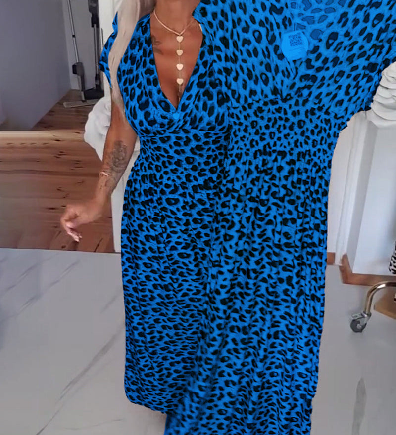 Robe élégante à imprimé léopard et col en V