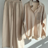 Ensemble deux pièces avec pantalon chemise de couleur unie