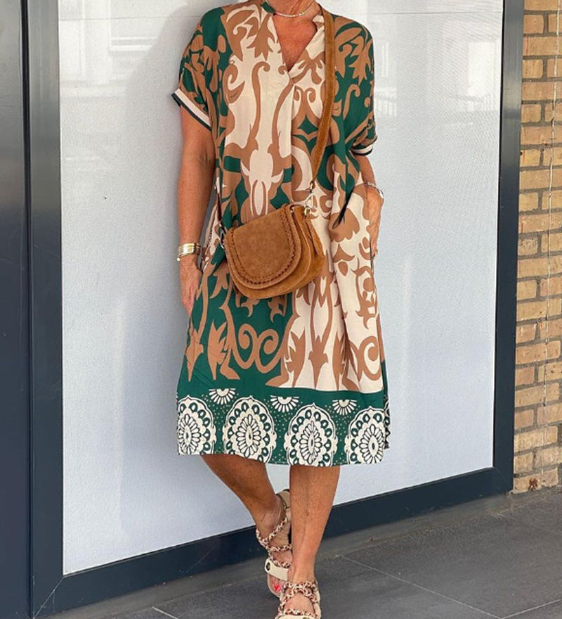 Robe à imprimé géométrique et col en V