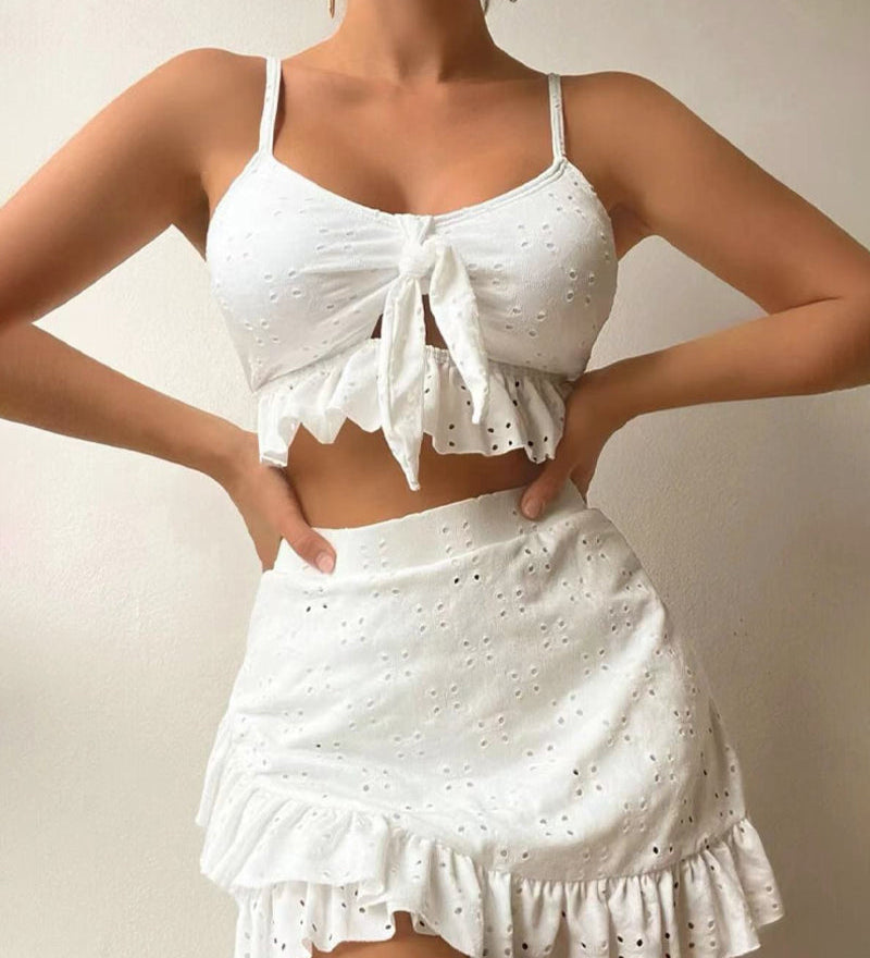 Ensemble bikini trois pièces avec robe