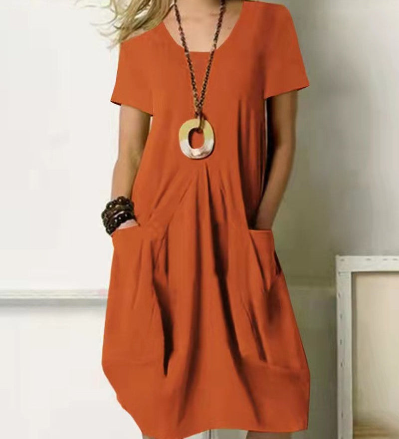 Robe unie col rond manches courtes