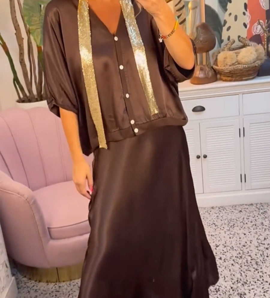 Ensemble jupe décontractée à boutons et col en V