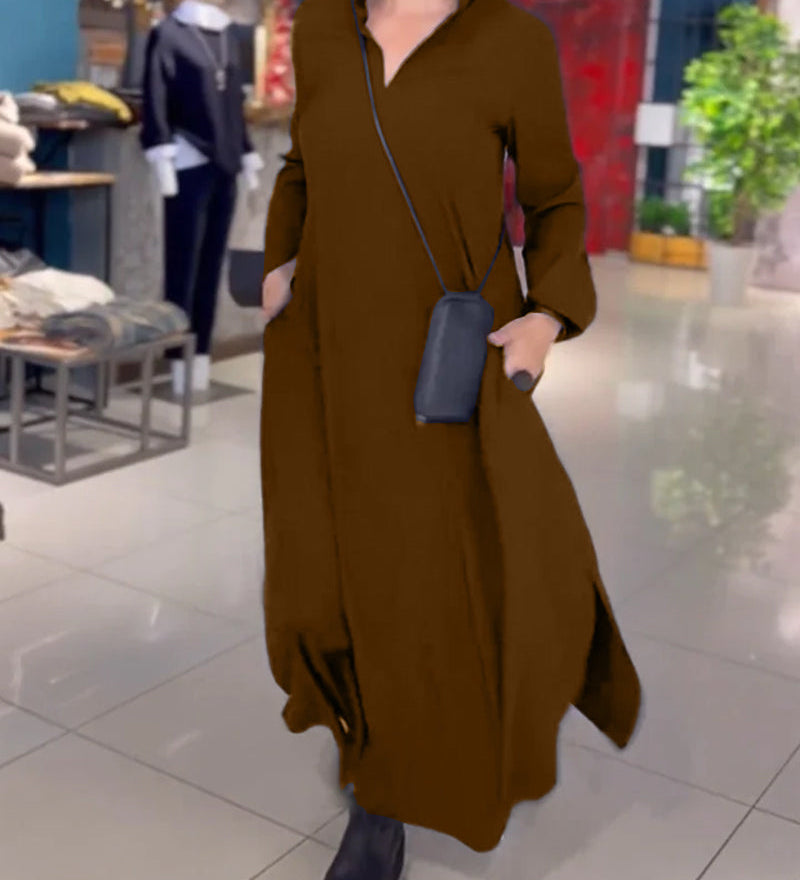 Robe longue ample avec revers et fente latérale