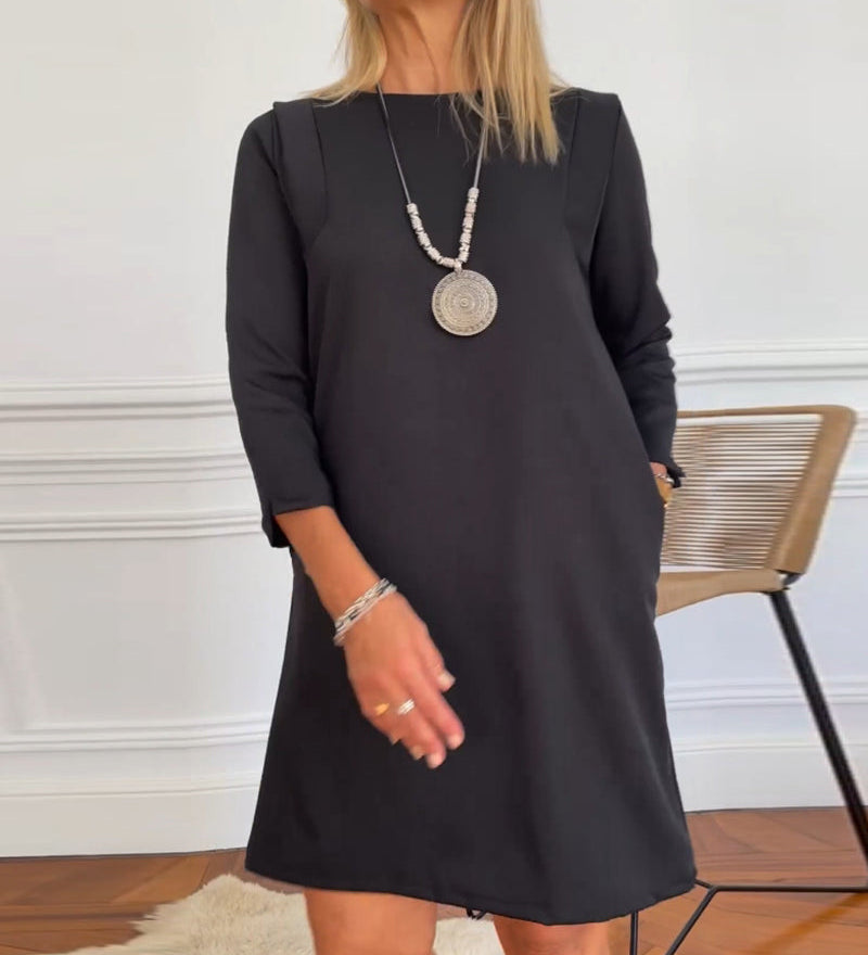 Robe droite élégante à manches longues
