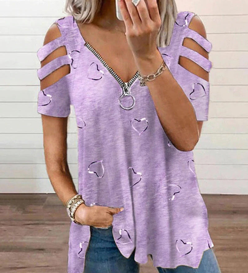 T-shirt zippé à col en V avec imprimé cœur