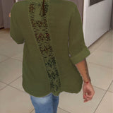 Chemise de couleur unie avec poches et boutons simples