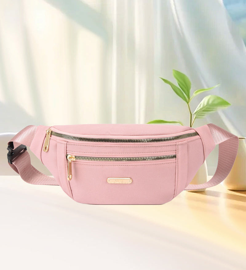 Sac à bandoulière simple de couleur unie sur le devant