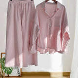 Ensemble deux pièces avec pantalon chemise de couleur unie