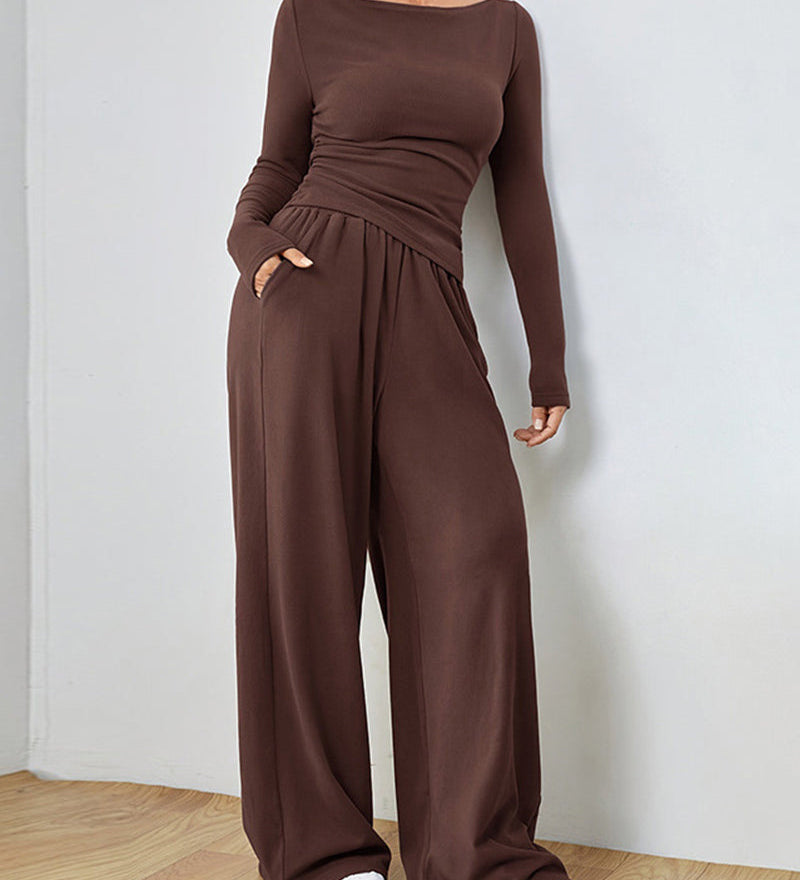 Ensemble deux pièces - haut de couleur unie et pantalon large