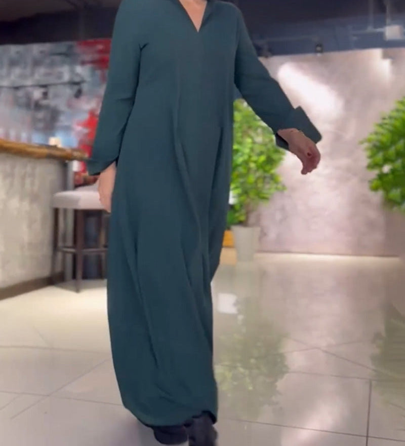 Robe longue ample avec revers et fente latérale