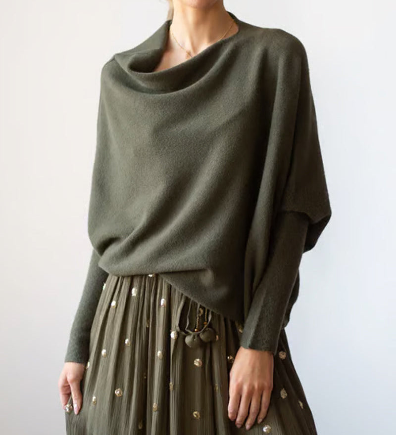 VÊtement Maille Asymétrique Drappé Et Innovant