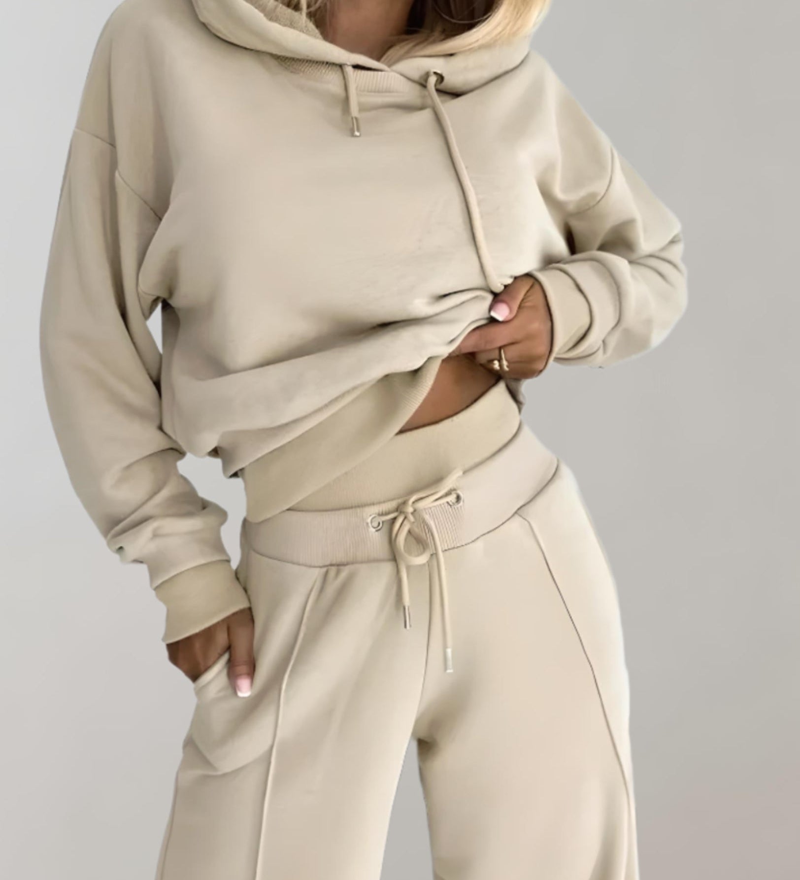 Nina – Survêtement hoodie 2 pièces avec pantalon large femme
