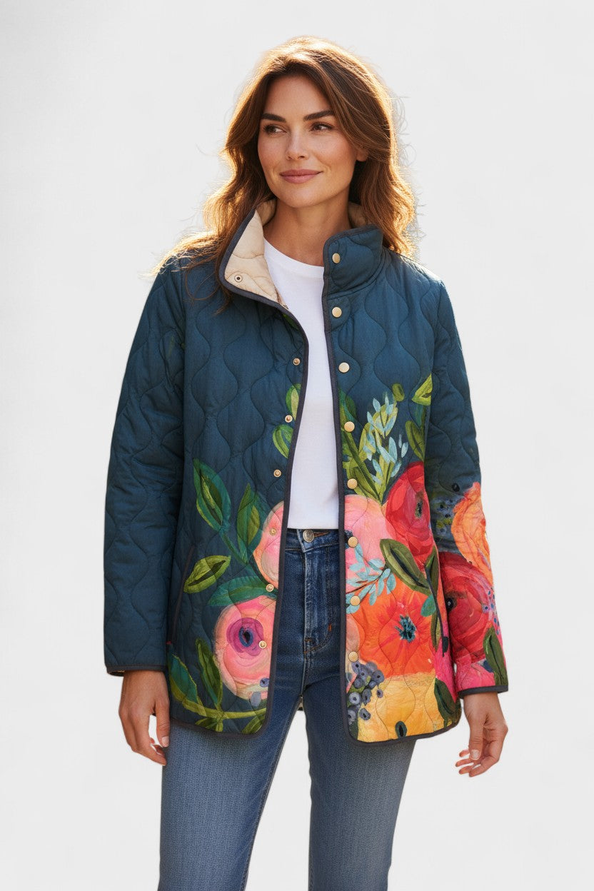 Veste matelassée bleu nuit à grandes fleurs — Éléonore, LucieSaint-Tropez