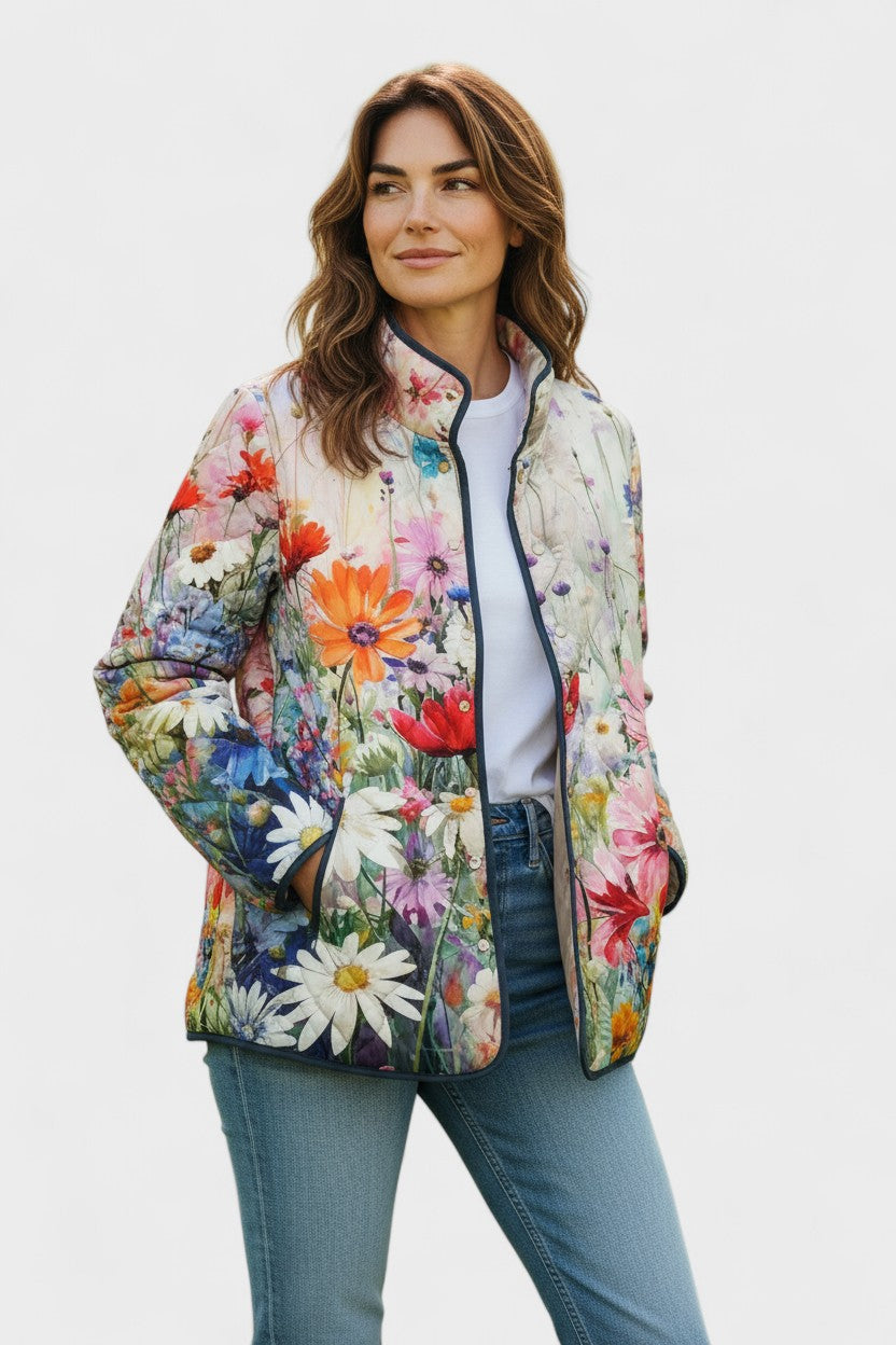 Veste matelassée à fleurs des champs colorées — Fleur, LucieSaint-Tropez