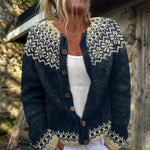 Cardigan boutonné bleu nuit à flocons de neige — Ève, LucieSaint-Tropez