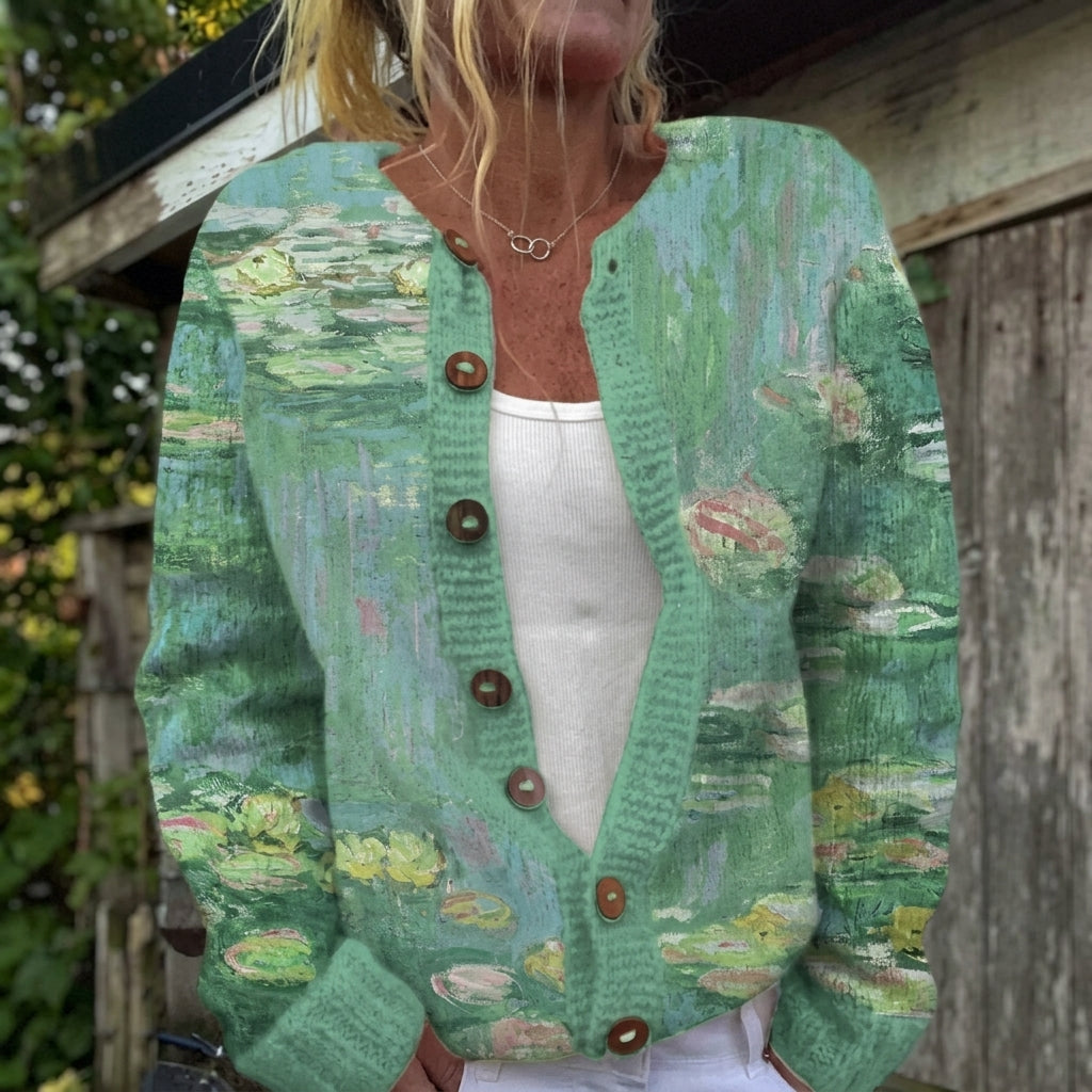 Cardigan boutonné vert à nénuphars aquarelle — Hortense, LucieSaint-Tropez