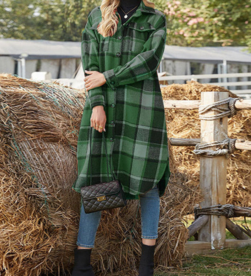 Manteau à carreaux avec boutons à revers