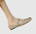 Beige (Faible)