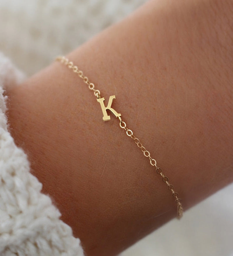 Bracelet simple à lettres